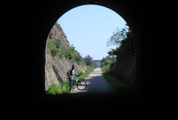 Gaudeix de la Via Verda i les rutes BTT per la Terra Alta